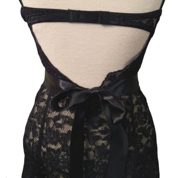 Victoria Secret Black Lace Lingerie - Picture 4 of 5